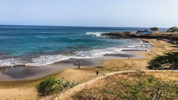 Beach nearby, beach massages, 6 beach bars