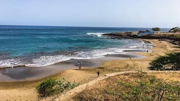 Pantai berhampiran, urut tepi pantai 