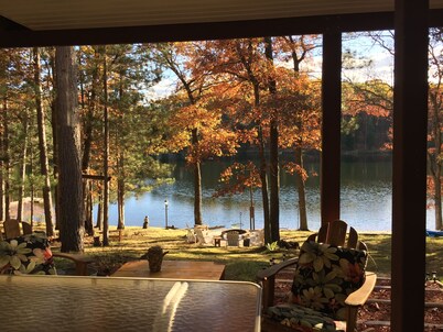Abbott Lake House: Gather, Feast, and Give Thanks by the Lake