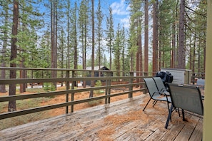 Property grounds - Cozy Cabin – Woodsy Area with a Loft | COH0862 (South Lake Tahoe)