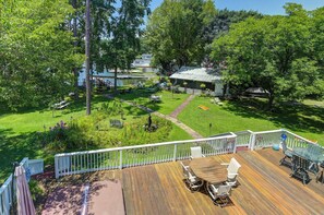 تناول الطعام بالخارج