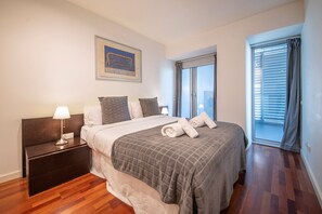 2 sovrum, strykjärn/strykbräda, gratis wi-fi och sängkläder