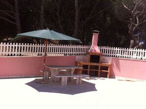 屋外ダイニングエリア