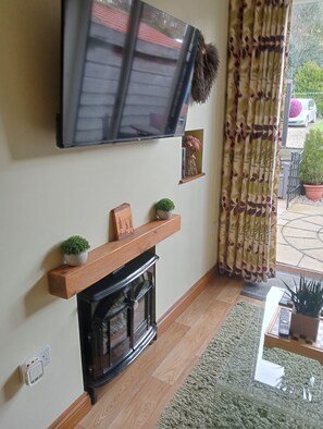 Interior - Larch Cottage Ruston with hot tub (dogs go free) (Scarborough)