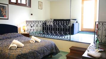 2 chambres, fer et planche Ă repasser, Wi-Fi gratuit, draps fournis