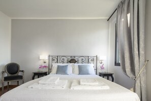 1 bedroom, iron/ironing board, WiFi, bed sheets - Pitti Luxury Terrace in Florence, a terrace overlooking Florence by Mmega (Firenze)