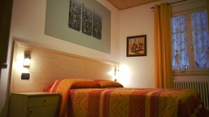 2 bedrooms, in-room safe, travel crib, free WiFi