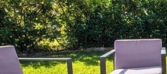 Villa Luana with direct access to the sea