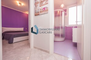 3 bedrooms, iron/ironing board, free WiFi - Villa Luana with direct access to the sea (Gorgo Lungo)