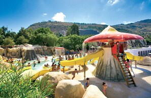 Pool - wonderful villa a few steps from the sea with terrace and garden, sleeps 6 (Piane Vecchie)