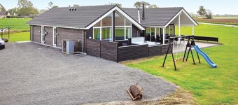 Amazing home in Bogense with sauna
