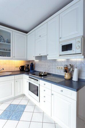 Fridge, microwave, oven, stovetop - Vacation with friends - THE all-round carefree package for your vacation! (Masserberg)