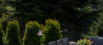 Loma ystävien kanssa - monipuolinen huoleton paketti lomallesi!