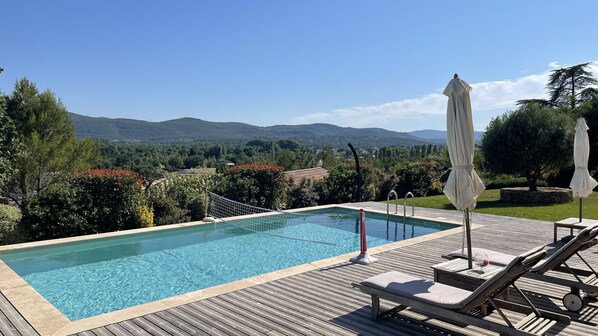 Piscine extérieure, piscine chauffée