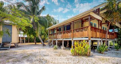 Comfortable home w/ casual island vibes, WiFi & partial AC - near the beach/town
