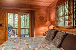 3 chambres, fer et planche à repasser, accès Internet, draps fournis