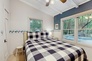 2 室のベッドルーム、アイロン / アイロン台、インターネット、ベッドシーツ