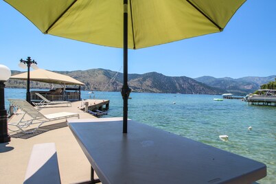 Lakefront home with patio, lake views & shared dock access