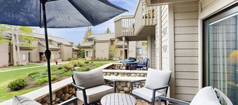 Ski-in/ski-out condo at the base of Dollar Mountain with shared pool & hot tub