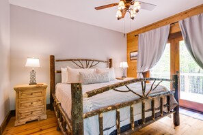 4 bedrooms, WiFi, bed sheets