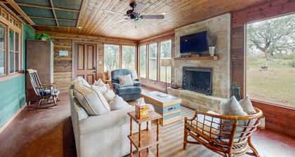 Historic lakefront & wildlife haven with firepit & gas grill - minutes to water