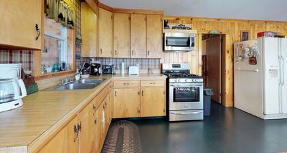 Lakefront Cabin with Lake Views, Cable, Beach Access & Private Dock