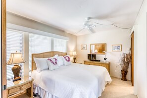1 bedroom, iron/ironing board, internet, bed sheets - Cozy condo with access to pool, hot tub, & tennis - walk to the beach (Poipu)