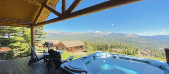 Emplacement! Emplacement! Le chalet hors-la-loi Cowboy Heaven sur la piste de ski de Powder River