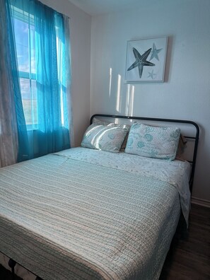 3 habitaciones, tabla de planchar con plancha y wifi gratis 