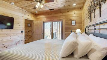 3 habitaciones, tabla de planchar con plancha y acceso a internet