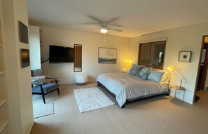 2 Schlafzimmer, Betten mit Memory-Foam-Matratzen, Schreibtisch