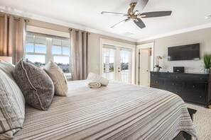 3 habitaciones, tabla de planchar con plancha y internet gratis 