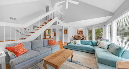 736 Spinnaker! Pet Friendly, Walk to Ocean, Pools, Golf, Dining! Amenity access included!