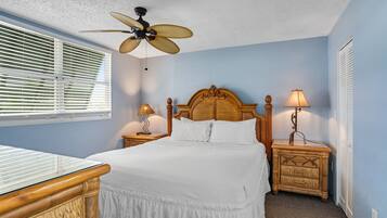 2 bedrooms, internet, bed sheets