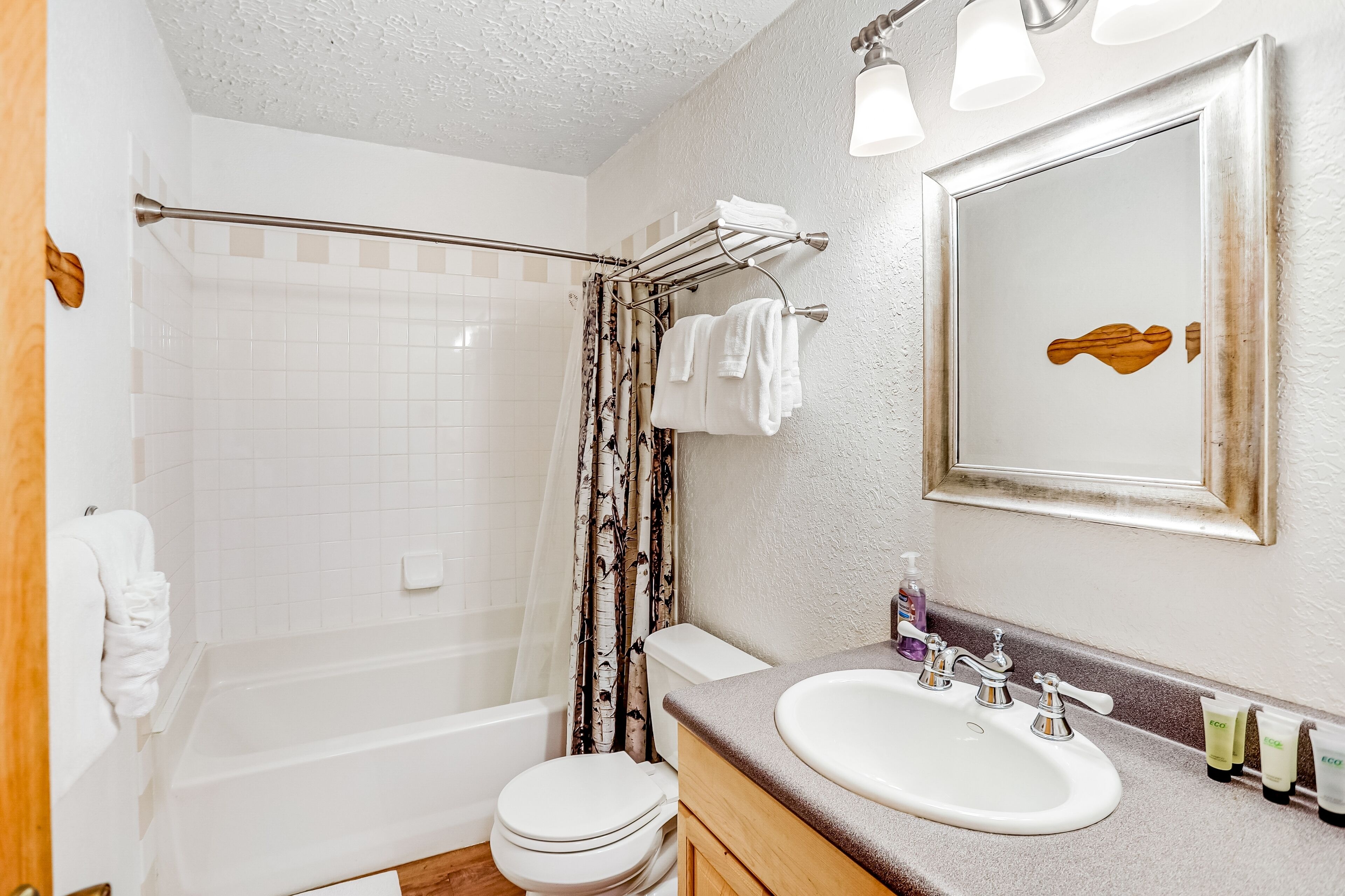 Free toiletries, hair dryer, towels