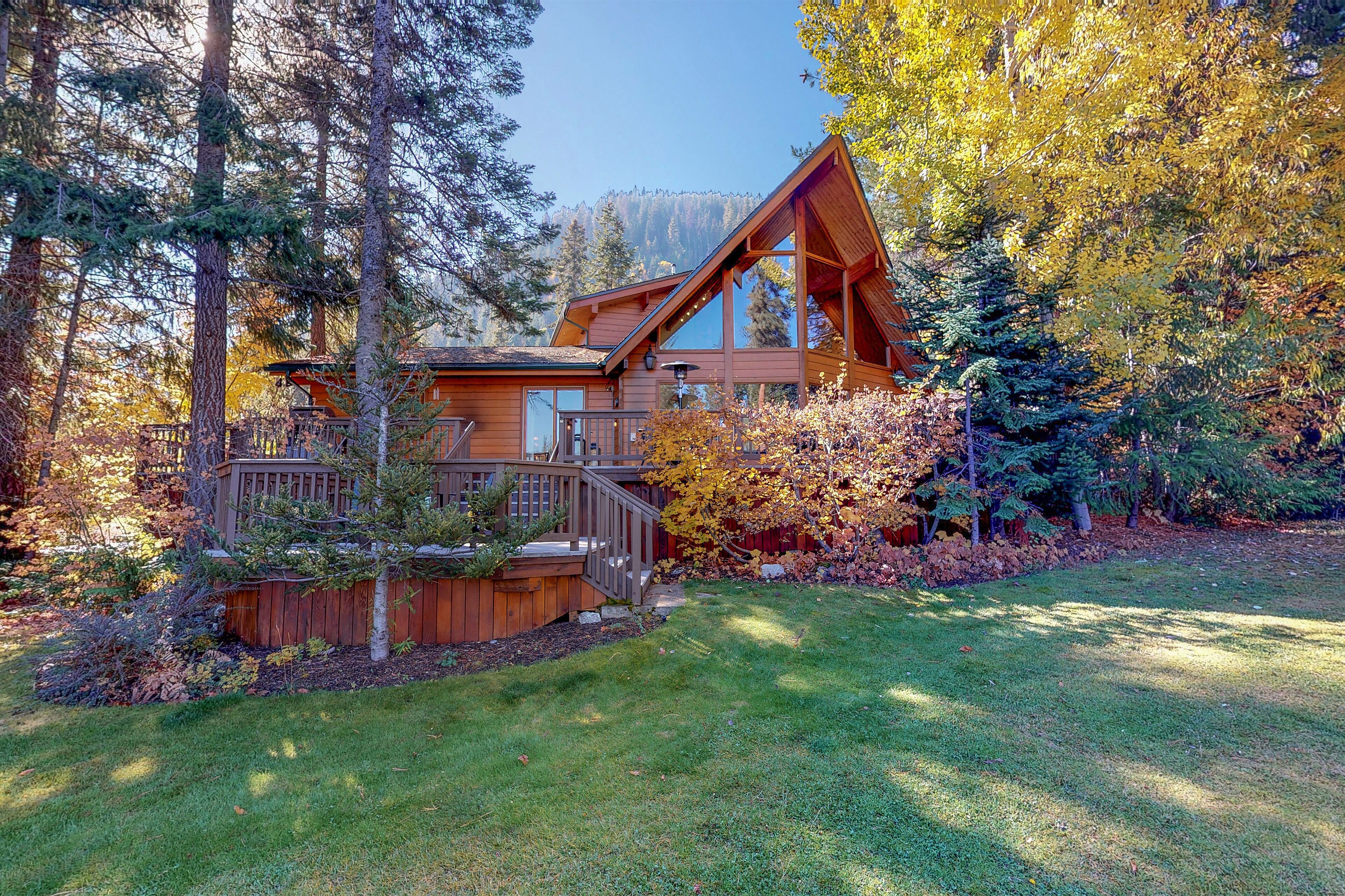 Mountain-view home with private hot tub near skiing & lake - dog-friendly