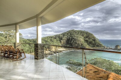 Enchanted Monkey House with Breathtaking Ocean Views