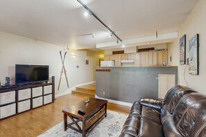 Televisie en een open haard