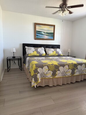 3 عدّة غرف نوم ومكواة/لوح كي وواي فاي مجانًا وملاءات أسرّة