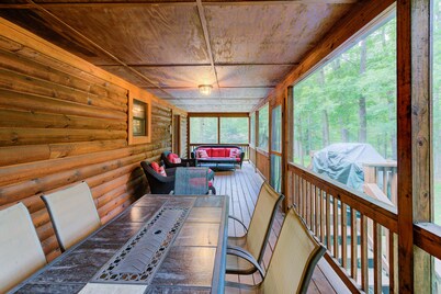 Cozy Cabin with Hot Tub, Lake Access, Screened Porch, & Firepit