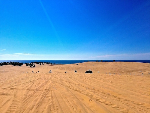 Home on the lake. Walk out your door for Swimming, boating or morning coffee.