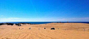 Home on the lake. Walk out your door for Swimming, boating or morning coffee.