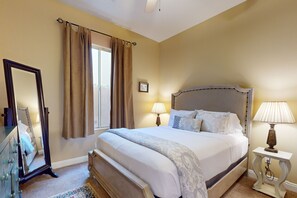 3 makuuhuonetta, silitysrauta/-lauta, internet, vuodevaatteet