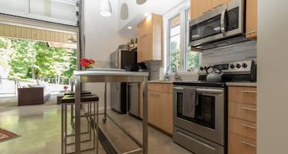 Newly Renovated Former Cider House with outdoor covered patio and gas grill.