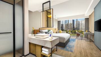 Habitación estándar, 1 cama de matrimonio grande, vistas al lago | Ropa de cama de alta calidad y caja fuerte