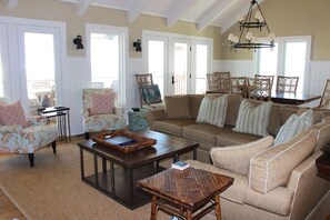 TV, fireplace - Phenomenal, 5-Star Oceanfront Home! On the Beach! Amenity access included! (Seabrook Island)