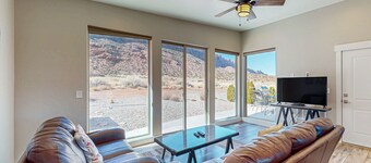 Rolig ørken hjem m / privat badestamp og fantastisk udsigt - tæt på buer