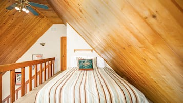 2 bedrooms, internet, bed sheets