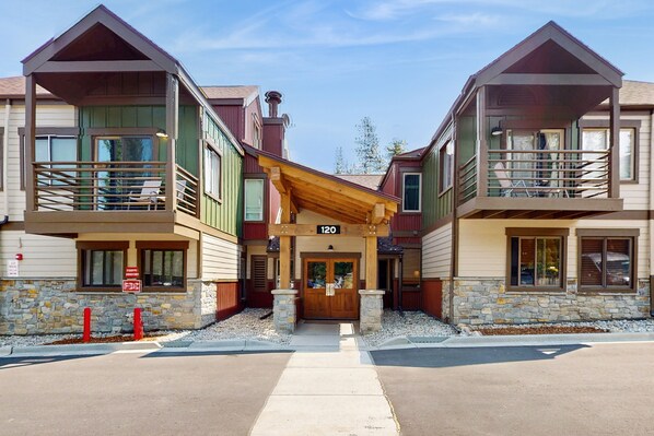 Exterior - Renovated Ski-in Dog-Friendly condo – Walk to Main Street! (Breckenridge)