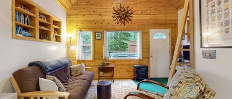 Una televisión, un reproductor de DVD